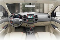 /album/fotogaleria/interior-fortuner-jpg/